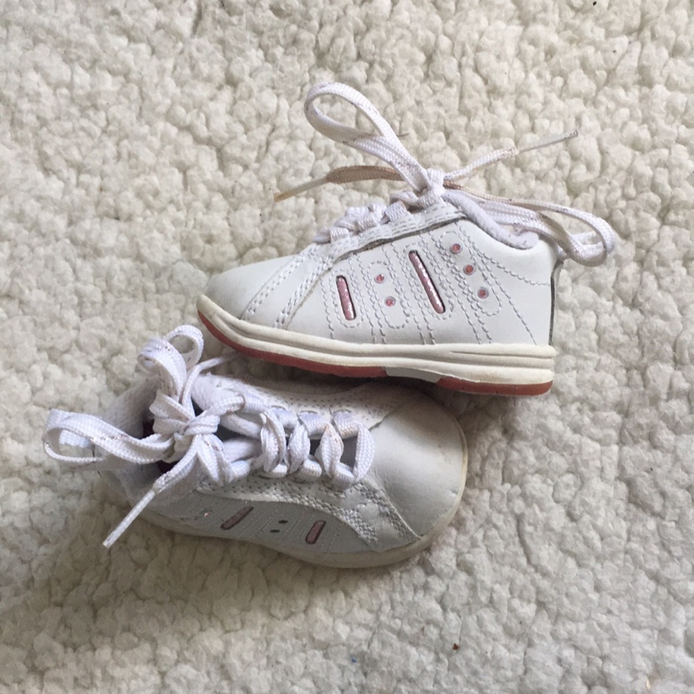 Athletic Works Girls Pink White Jeweled Sneaker